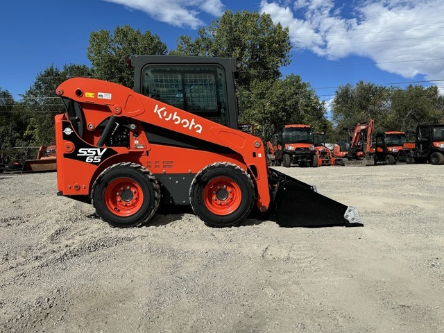 2024 KUBOTA SSV65HC - K8477