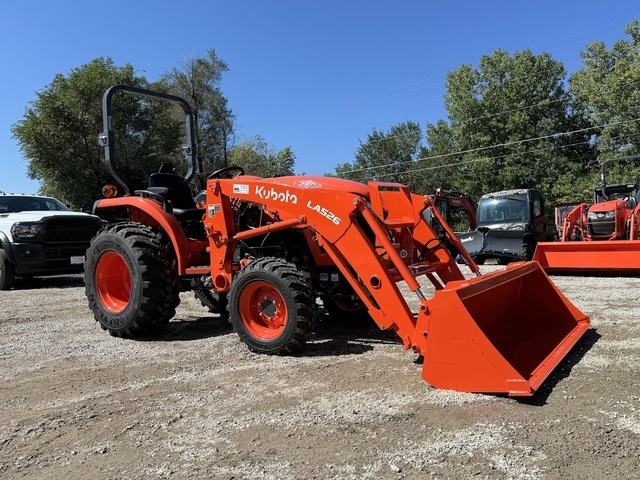 2024 KUBOTA L2502HST - K8652