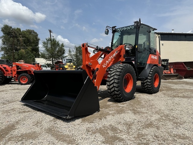 2024 KUBOTA R640R43 - K8598