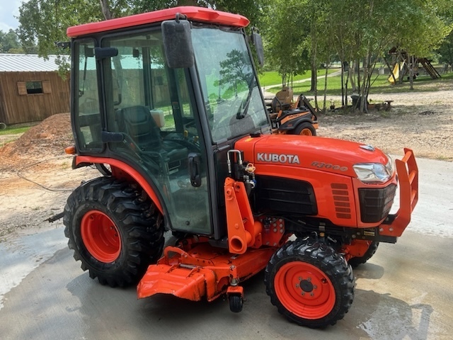 2011 KUBOTA B3000HSDC - D71790