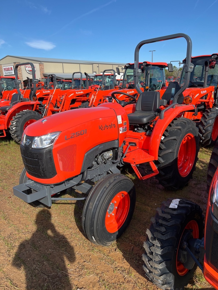 2022 Kubota L2501F - 0101T000569 | Perrin Farm Equipment