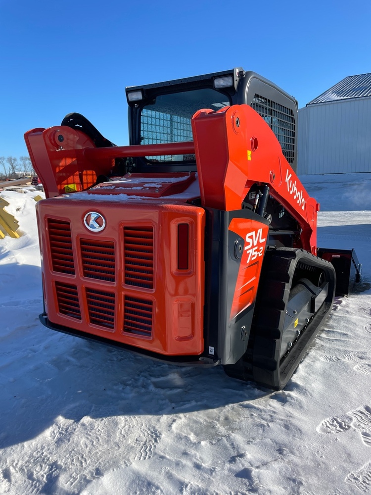 2023 KUBOTA SVL75-2HWC - 003006