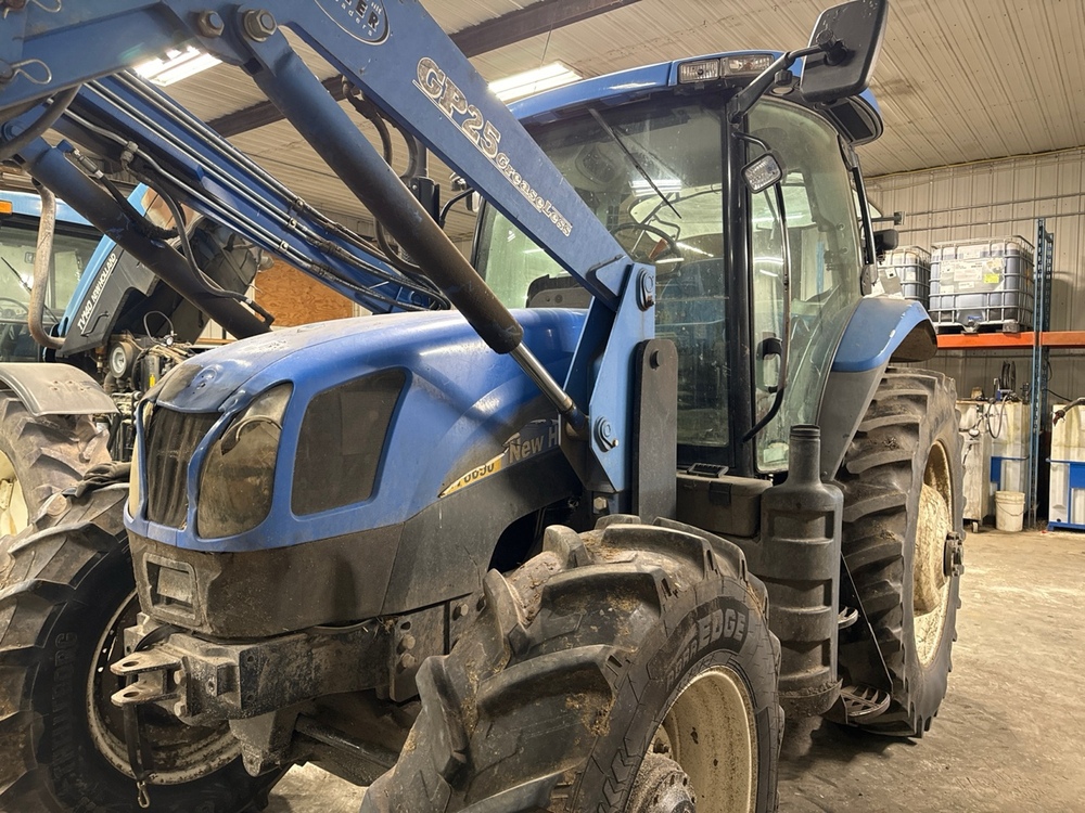 NEW HOLLAND T6050 - 006988