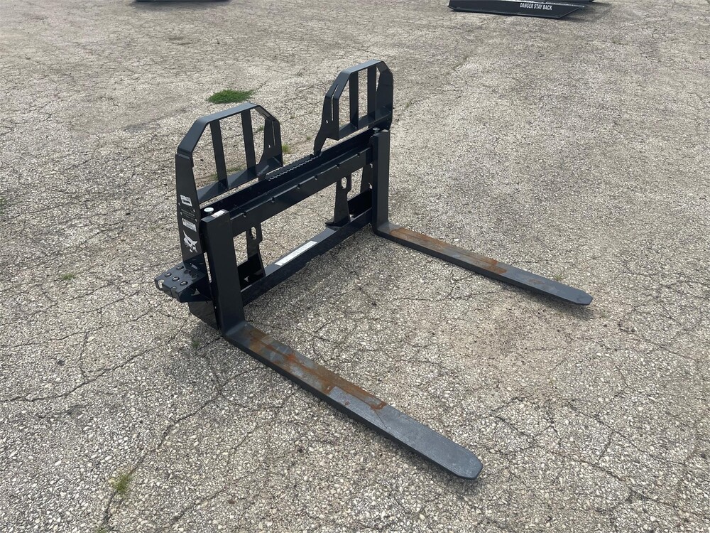 BOBCAT 42" FORK 018329 St. Joseph Equipment