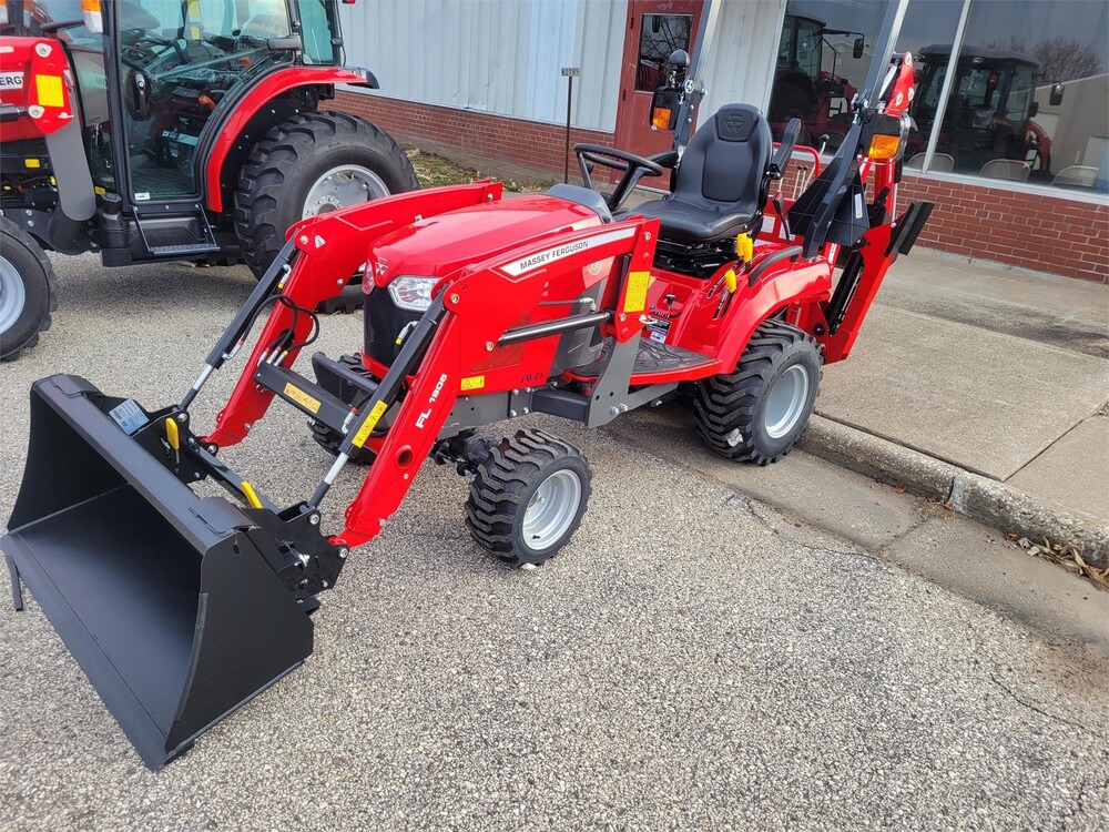 MASSEY FERGUSON GC1725MB - 018979 | St. Joseph Equipment