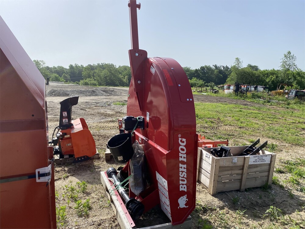 BUSH HOG BH215 49862 GermanBliss Equipment Inc.