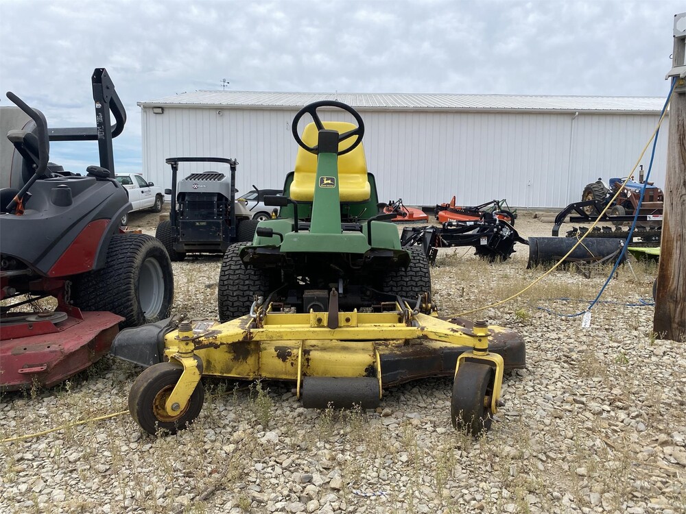JOHN DEERE F725 150098754283 GermanBliss Equipment Inc.