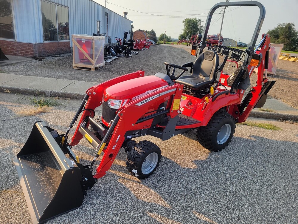 MASSEY FERGUSON GC1725MB - 019896 | St. Joseph Equipment