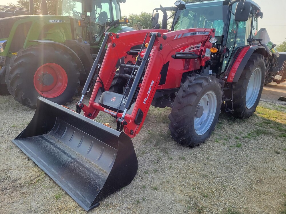 MASSEY FERGUSON 5711D - 024443 | St. Joseph Equipment