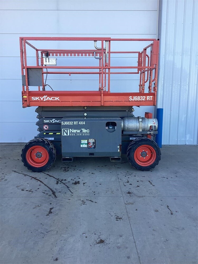 SKYJACK SJ6832RT 0013619 New Tec