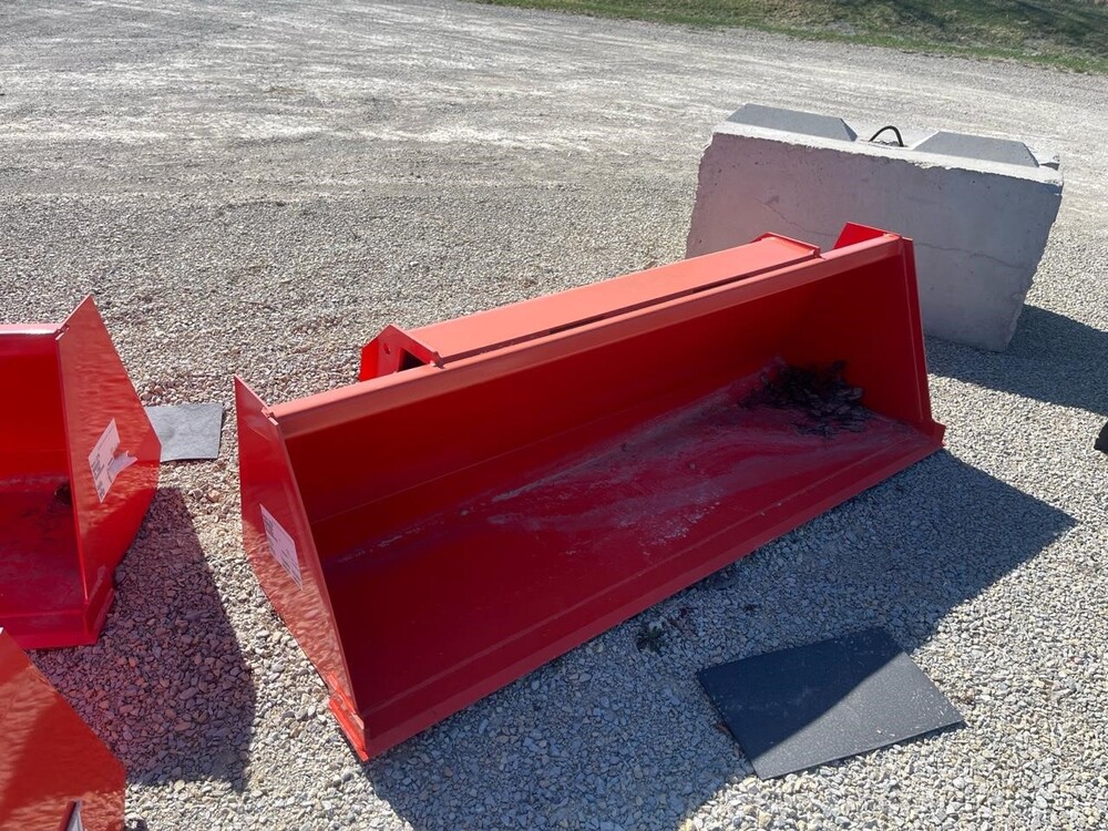KUBOTA 72" BUCKET 024685 St. Joseph Equipment