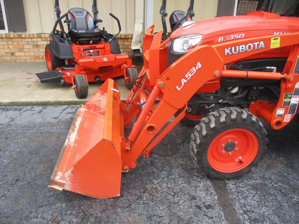 KUBOTA B3350HSDC - 11923 | Brown Equipment Company, Inc.