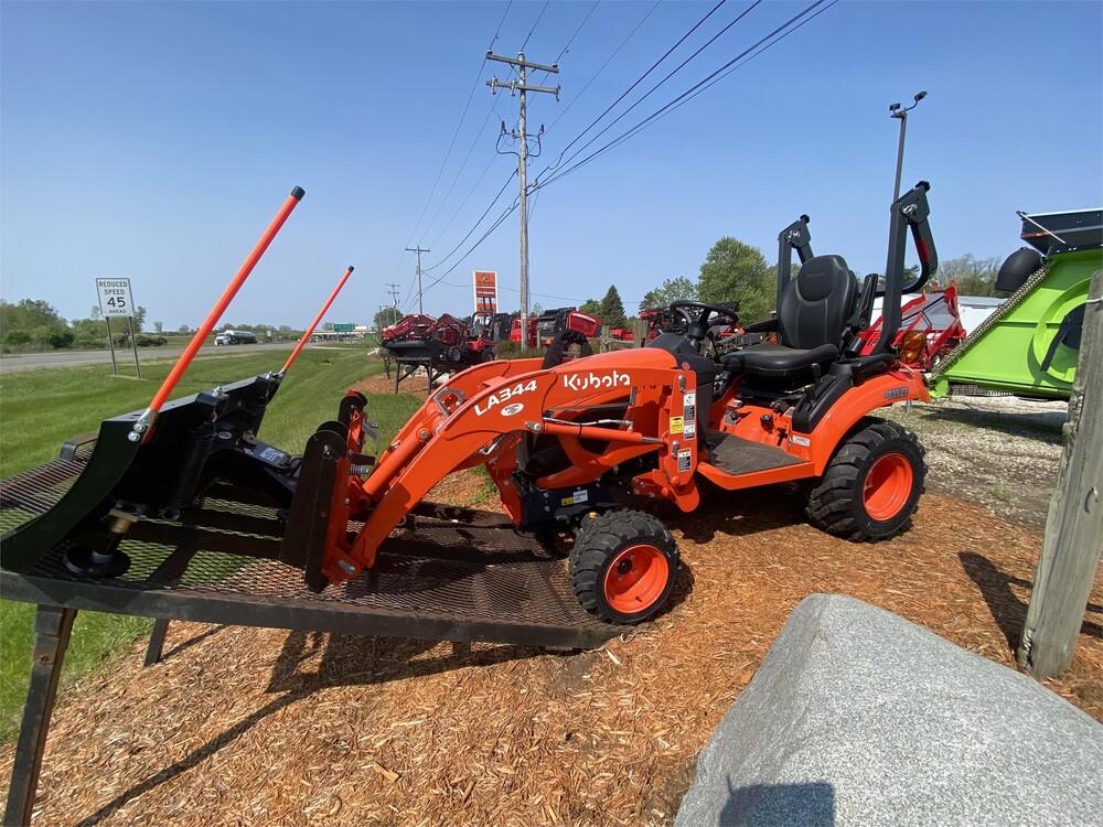 KUBOTA BX2380 150103205180 Williams Farm Machinery