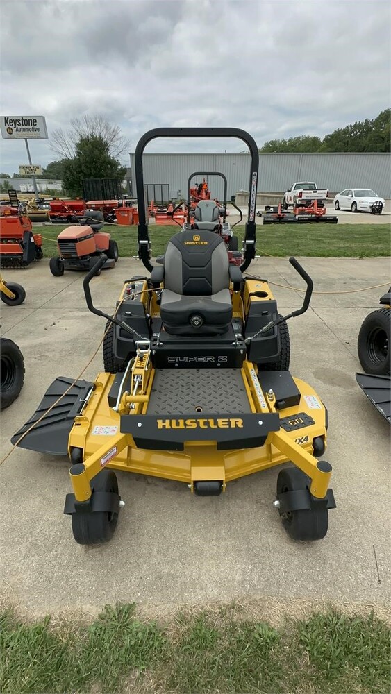 HUSTLER SUPER Z 60 61366 GermanBliss Equipment Inc.