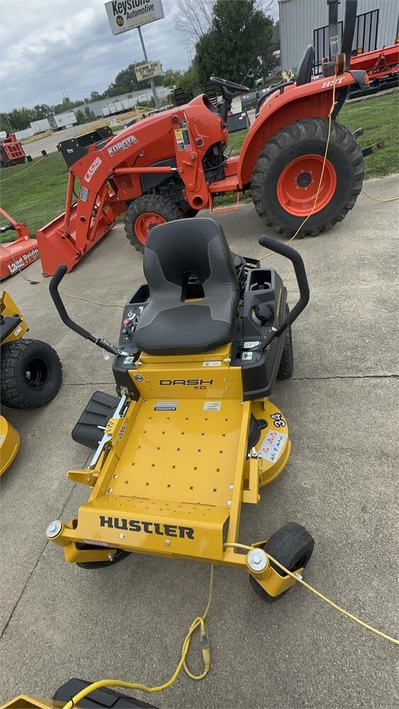 HUSTLER DASH XD 34 60320 GermanBliss Equipment Inc.