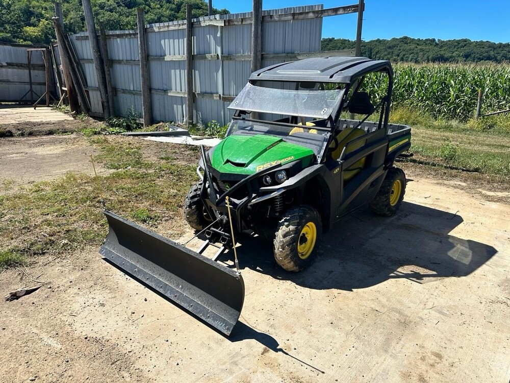 JOHN DEERE GATOR RSX 860M - 027246 | St. Joseph Equipment