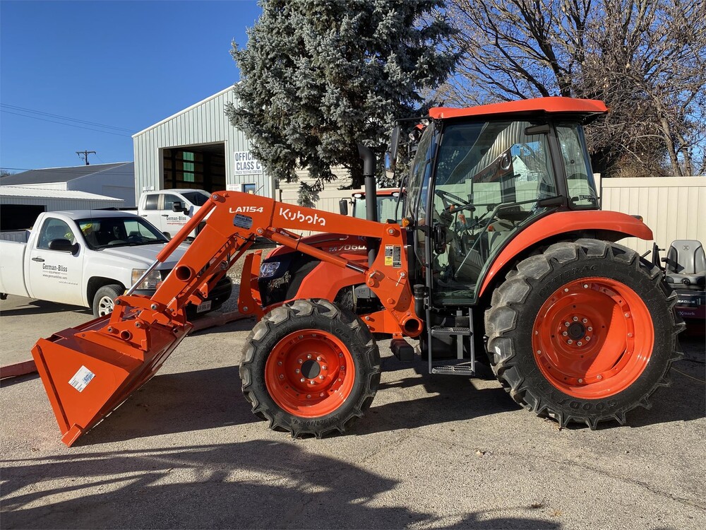 KUBOTA M7060HDC12 - 62782 | German-Bliss Equipment Inc.