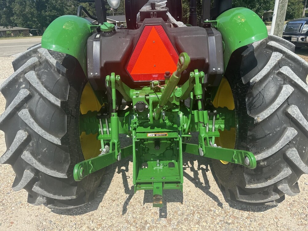 JOHN DEERE 5060E - 0101E020741