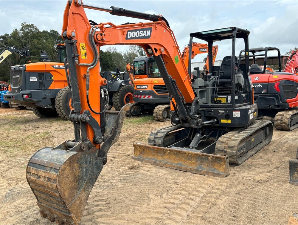 DOOSAN DX50Z-7 - 0101FA000807