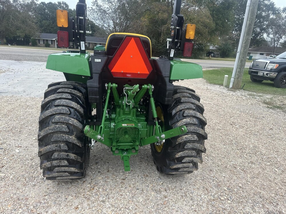 JOHN DEERE 3025D - 0101E024836