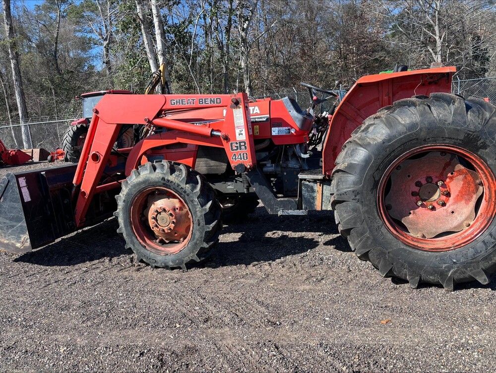 KUBOTA M8200 - 0101E026154