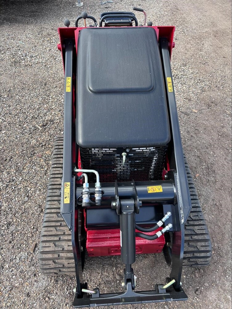 TORO DINGO TX427W - 0101E005376